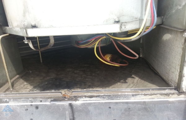 air conditioning leaks, hvac leaks, ac leaks, leaking hvac, leaking ac, leaking air conditioning